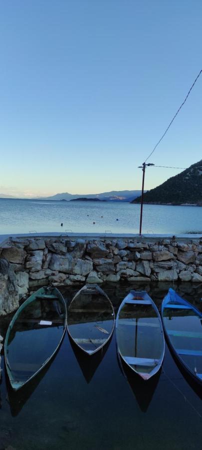 Lakeview Apartments Stojovic Virpazar Buitenkant foto