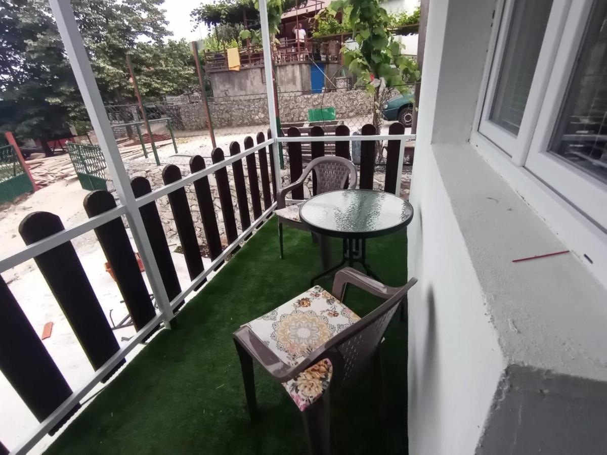 Lakeview Apartments Stojovic Virpazar Buitenkant foto